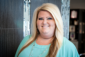 Julie-McClish-Hair-Stylist Salon TEC West Des Moines